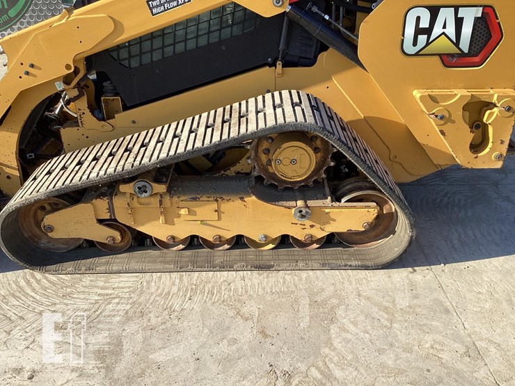 2021-caterpillar-289d3-image-12