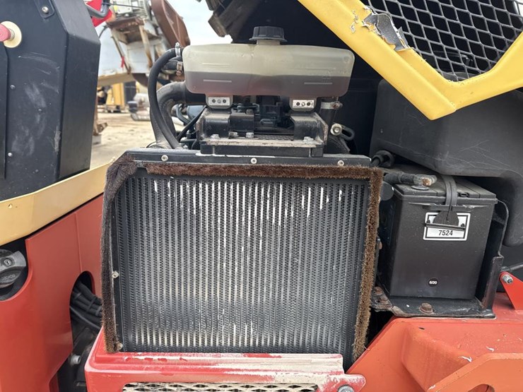 #1891-•-2011-dynapac-cc12000-roller-image-33