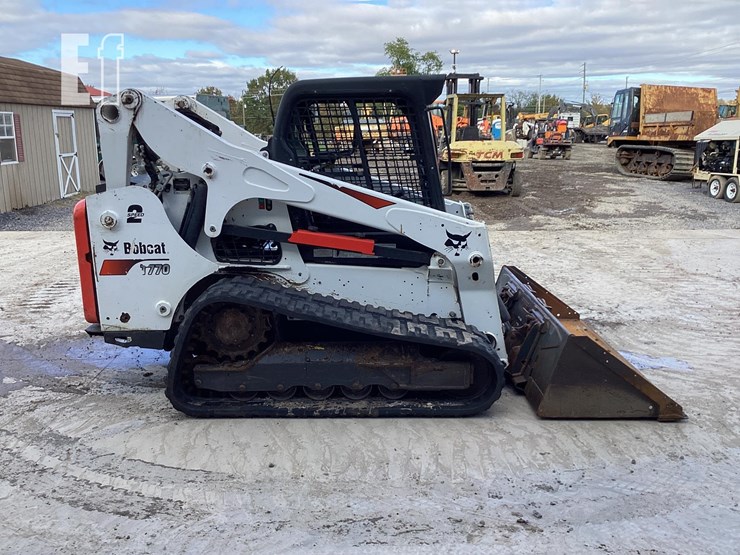 2022-bobcat-t770-image-5
