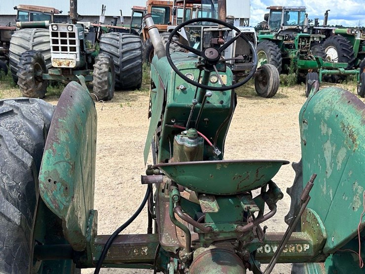 oliver-super-88-gas-row-crop-image-12