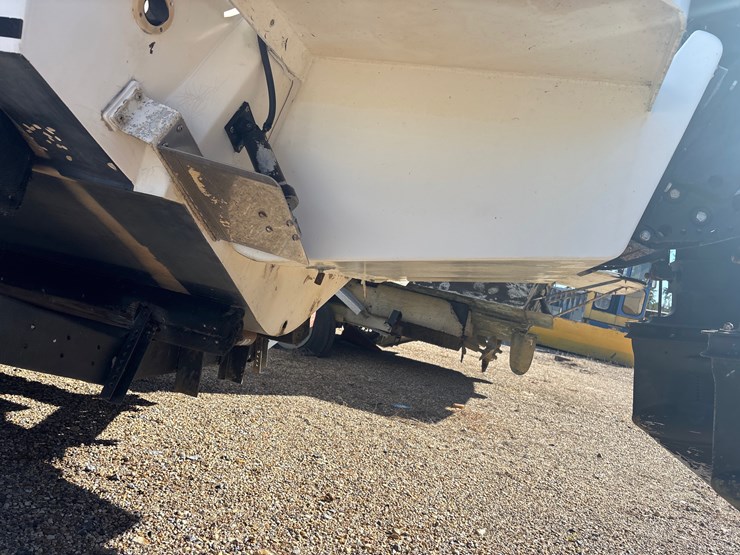 #23446-•-1974-formula-thunderbird-image-6