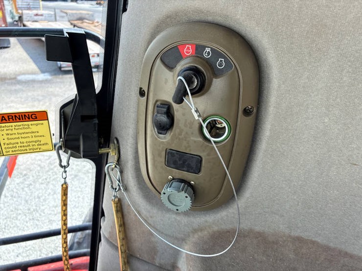 2007-case-ih-8010-image-111