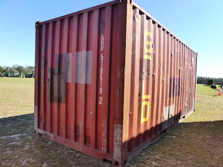 20'-shipping-container-image-4