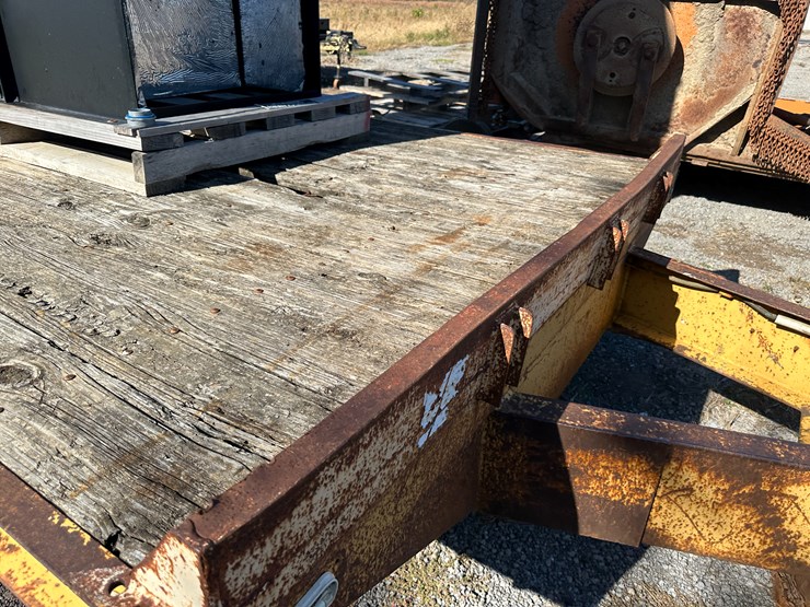 #32818-•-18'-t/a-pintle-hitch-equipment-trailer-image-25