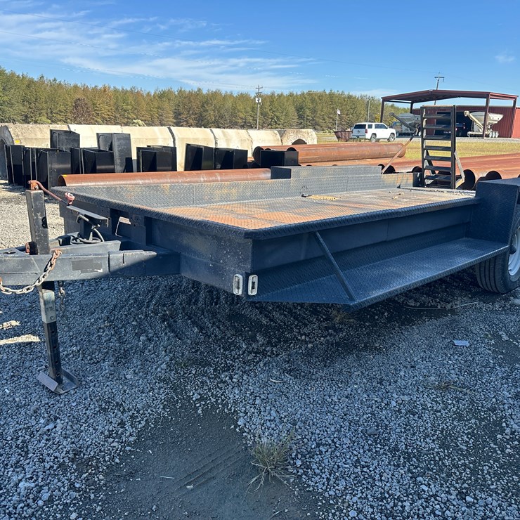 #32743 • 18' T/A Steel Utility Trailer