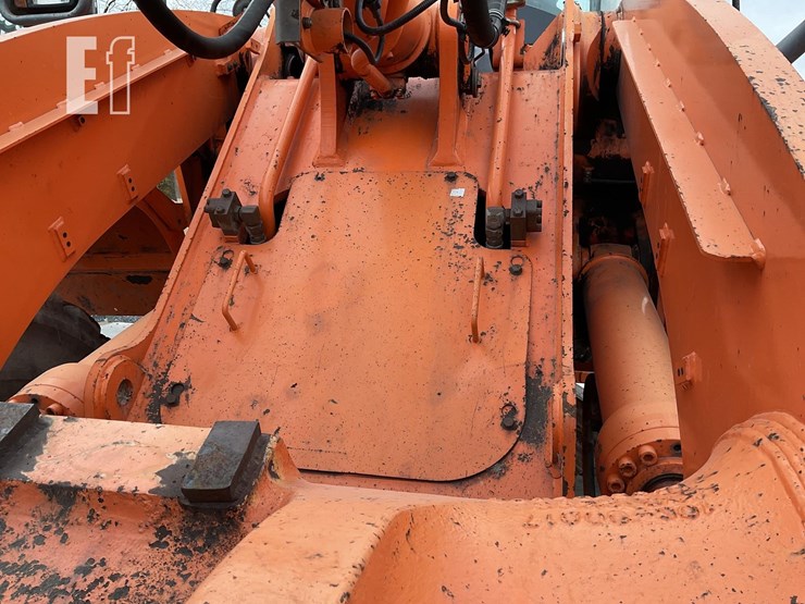 2016-doosan-dl420-5-image-11