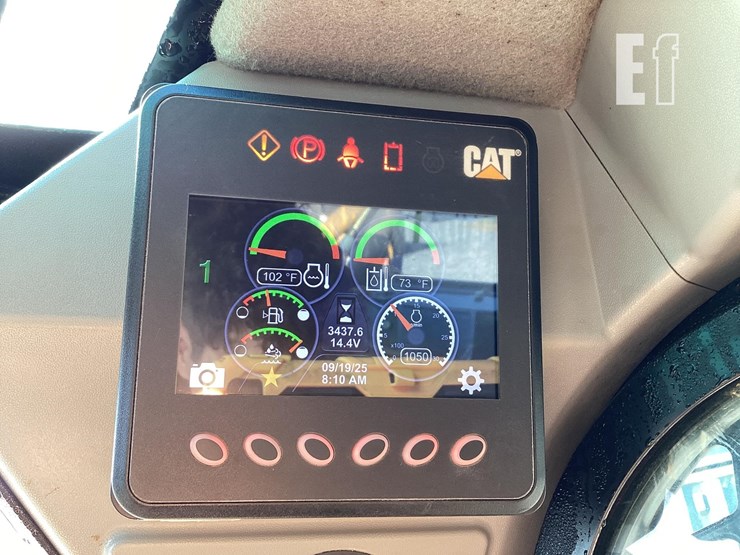 2022-caterpillar-272d3-image-18