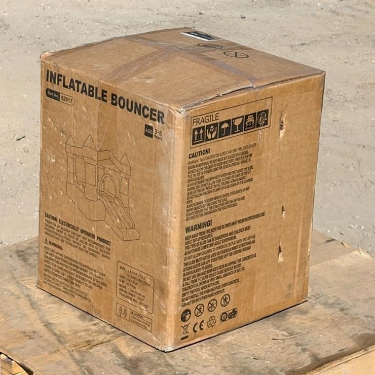 SKLP Inflatable Bounce Castle