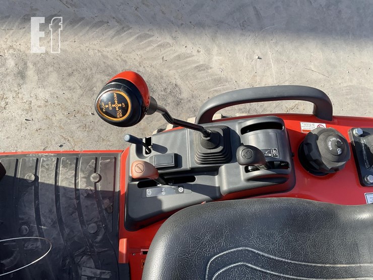 2025-kioti-cs2520-image-15