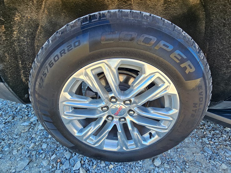 2022-gmc-yukon-xl-image-58