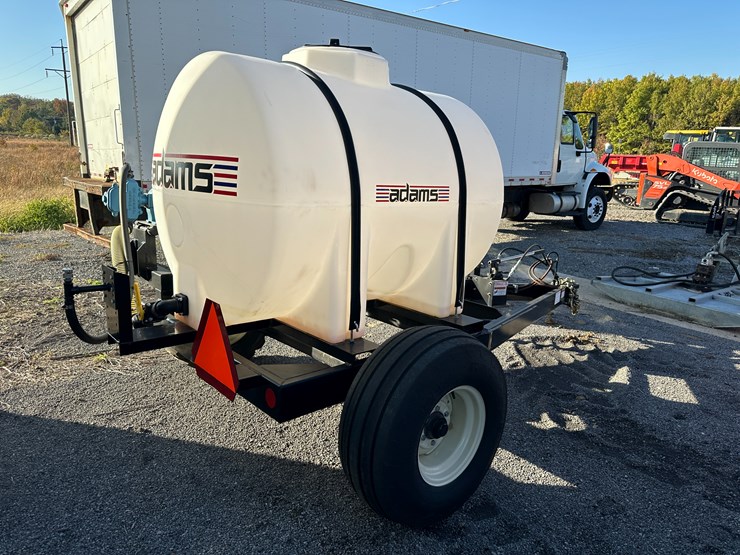 #32832-•-adams-500gal-water-trailer-image-3