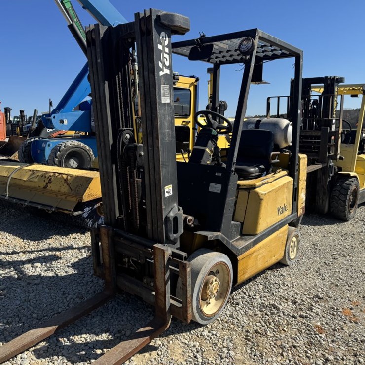 #4671 • Yale 50 Fork Lift