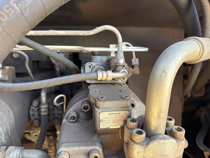 #1882-•-2012-hitachi-350lc-excavator-image-29