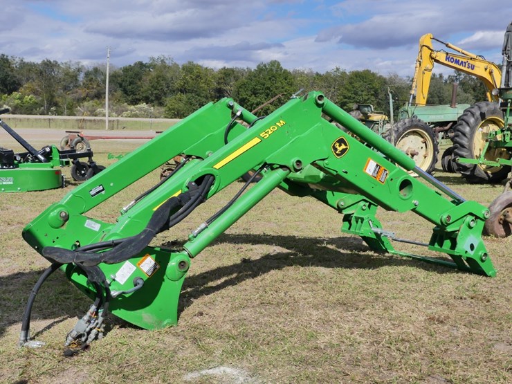 john-deere-520m-image-1