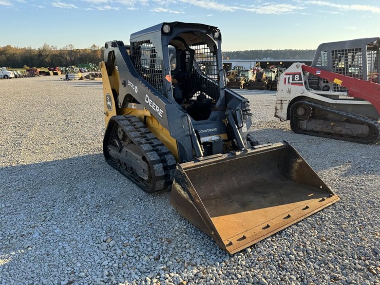 2020-deere-317g-image-2