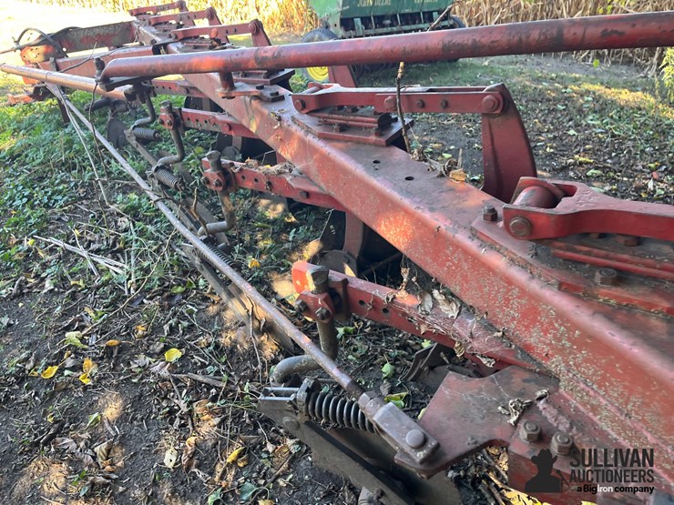 international-720-image-17