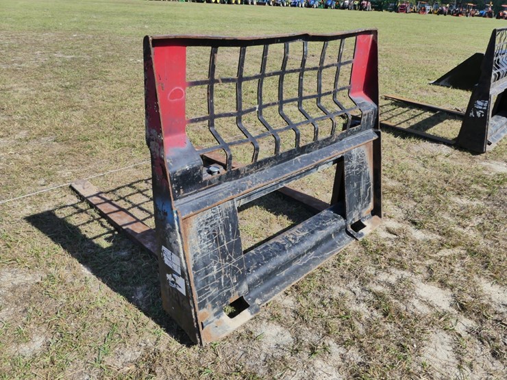 caterpillar-quick-attach-forks-image-2