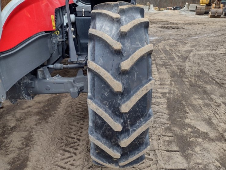 23-massey-ferguson-mf7s155-tractor-(qea-4008)-image-17