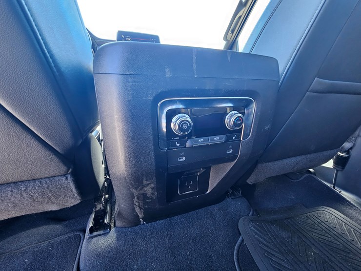 2022-gmc-yukon-xl-image-51