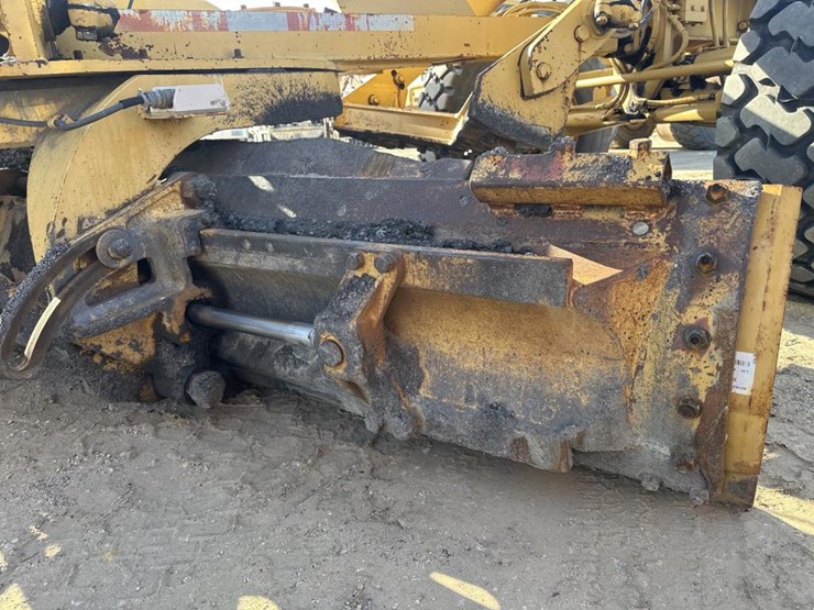 1984-caterpillar-140g-image-35