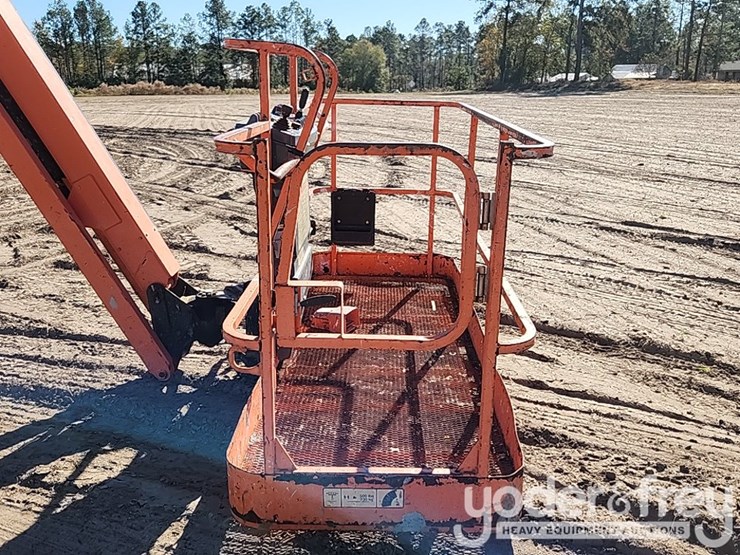 2008-jlg-660sj-image-8