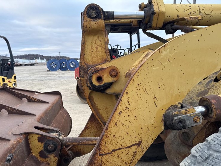 1988-caterpillar-936e-image-15