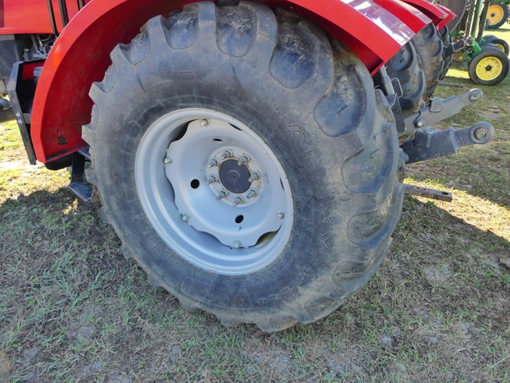 massey-ferguson-4710-image-11