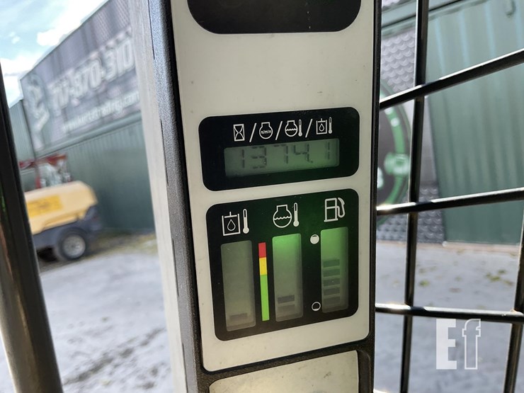 2018-new-holland-c232-image-19