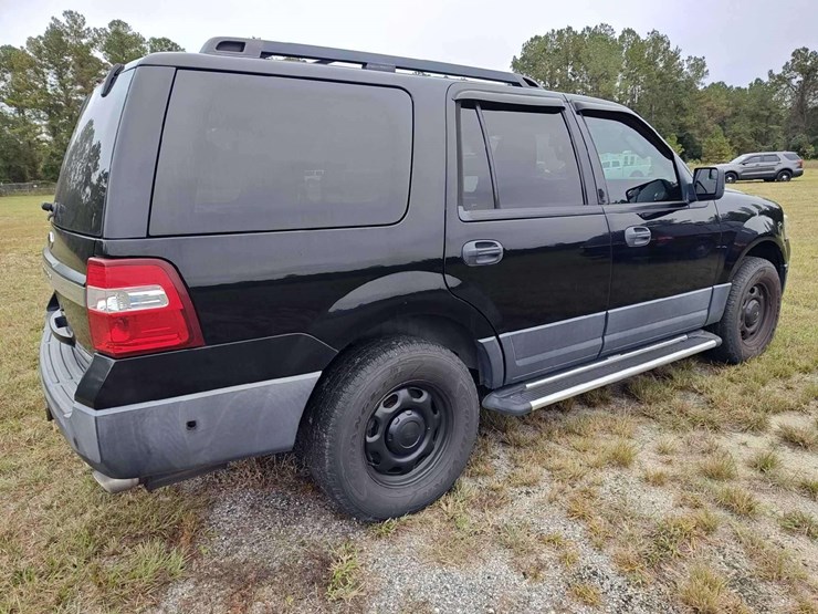 2016-ford-expedition-image-7