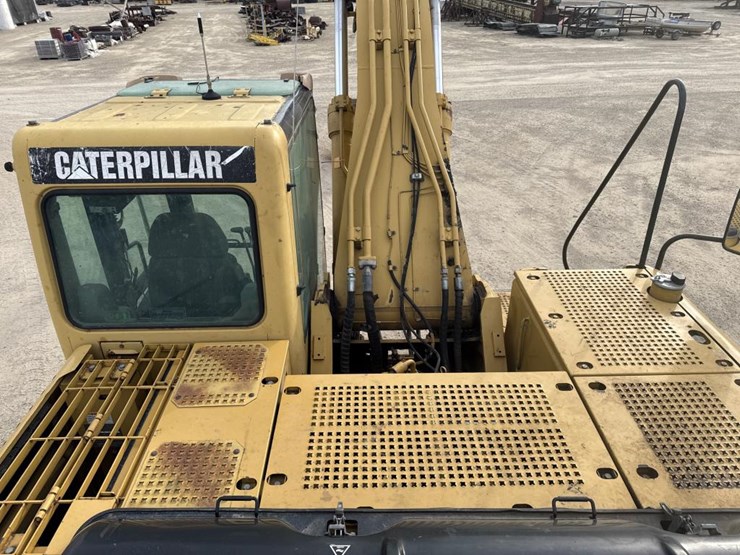 2004-caterpillar-325cl-image-37