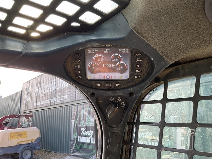 2014-bobcat-t650-image-17