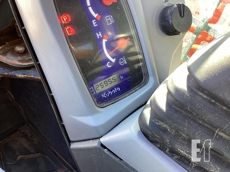 2019-kubota-svl95-2s-image-18