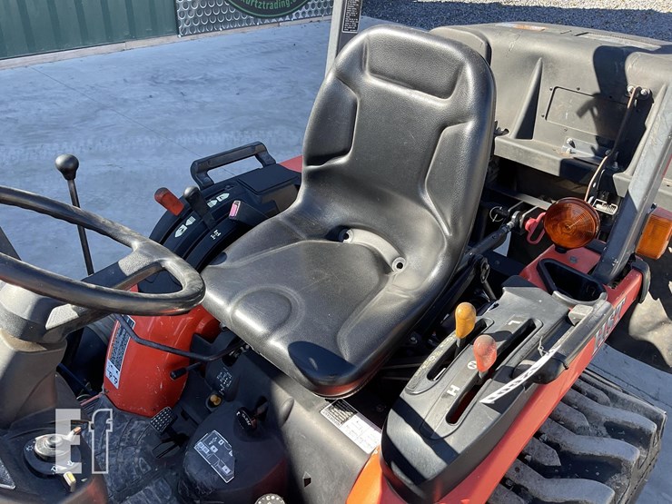 2010-kubota-b2620-image-15