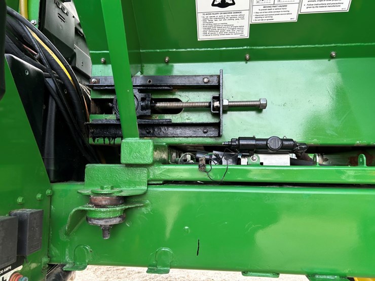 2012-john-deere-4940-image-71