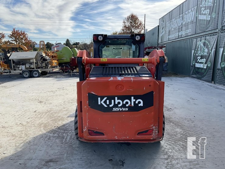 2021-kubota-ssv65-image-3