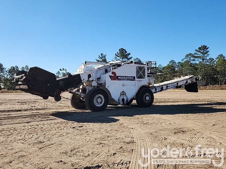 2004-roadtec-sb2500c-image-4