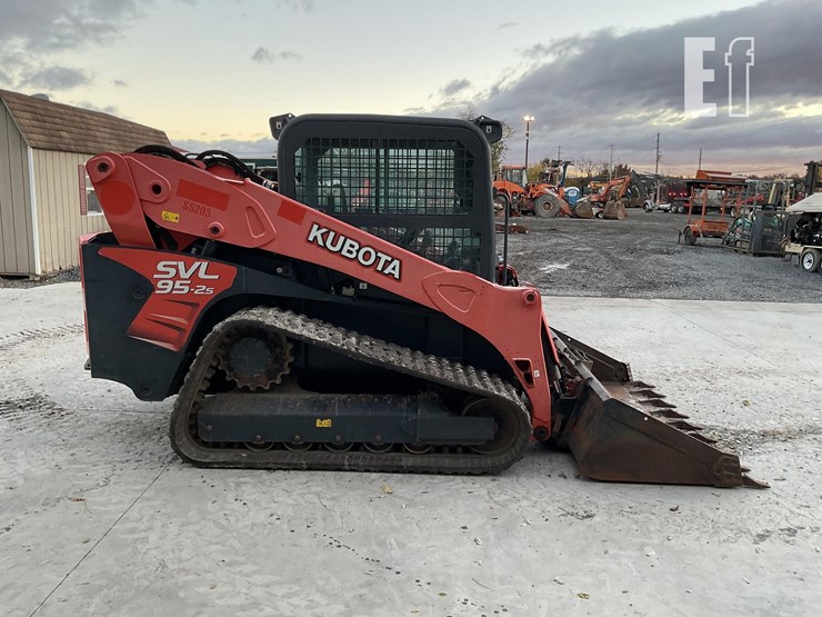 2020-kubota-svl95-2s-image-5