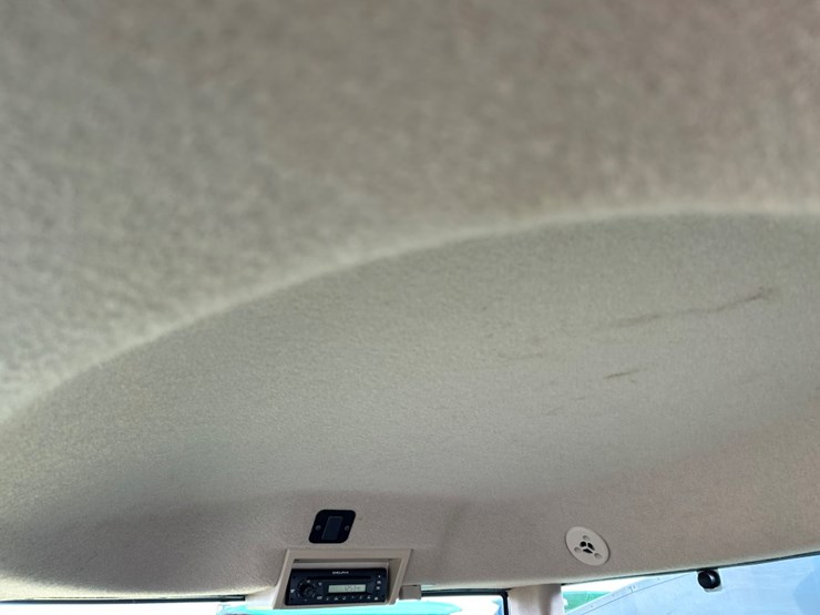 2012-john-deere-4940-image-37