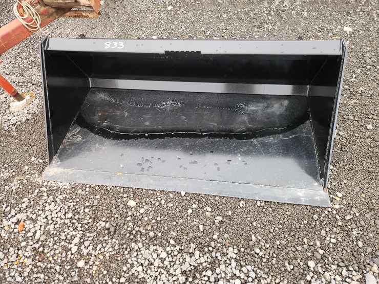 #833-•-swict-60"-ss-mount-bucket-image-1