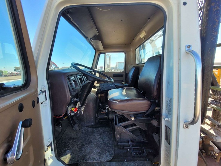 1986-international-2554-image-19