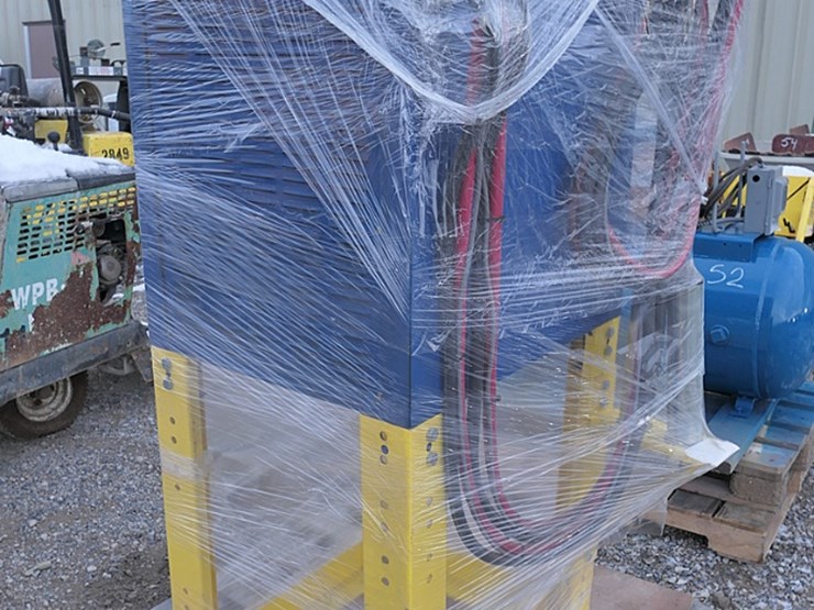 forklift-charger-image-1