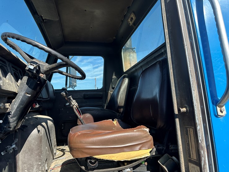 #32744-•-1989-international-f-2575-t/a-daycab-truck-tractor-vin:-1hszjg2r7kh666552-image-66