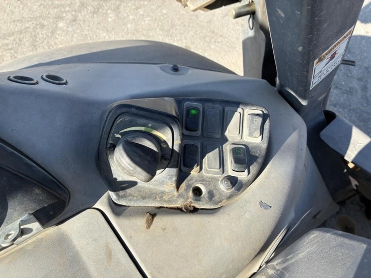 2018-case-580sn-image-31