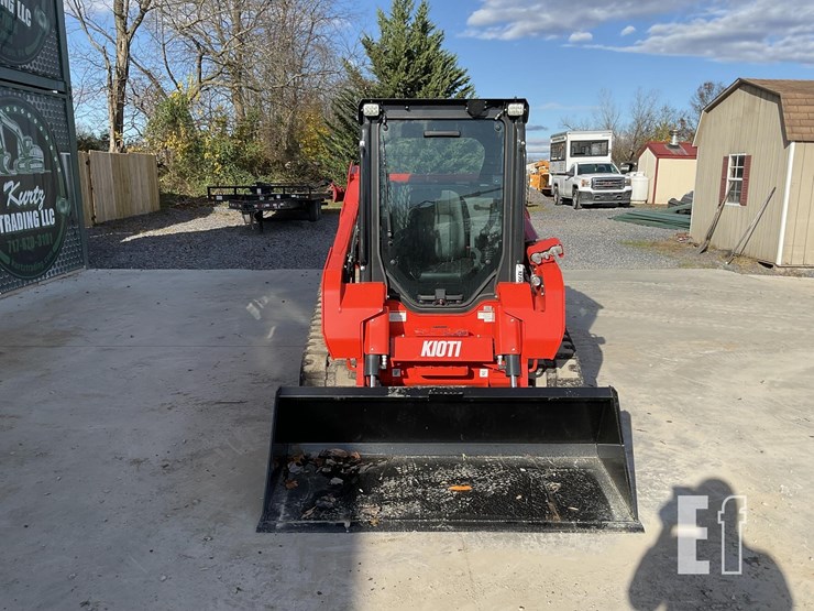 2025-kioti-tl750-image-7