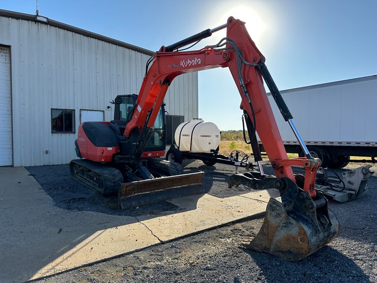 kubota-kx080-4-image-2