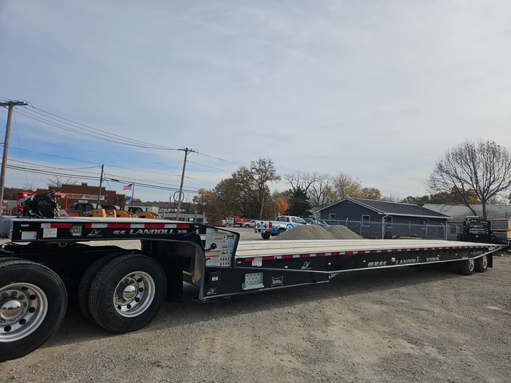 2025-landoll-440-image-2