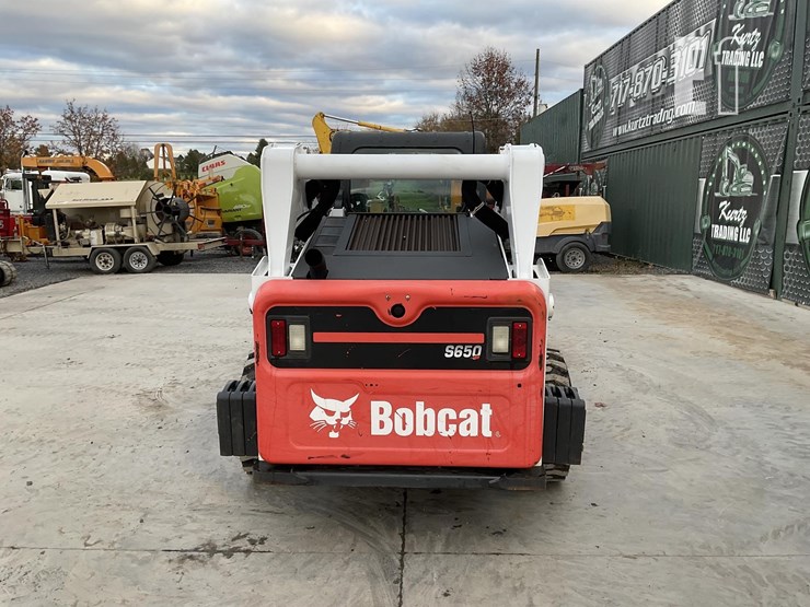 2017-bobcat-s650-image-3