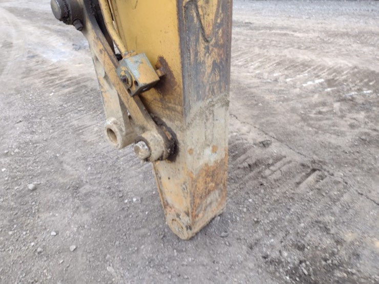 caterpillar-315cl-image-16