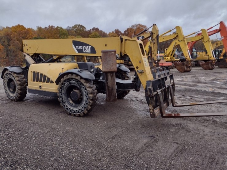 2007-caterpillar-tl943-image-3