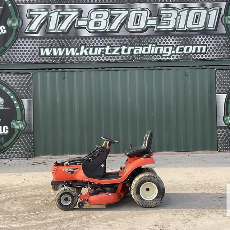 2014 KUBOTA T2080